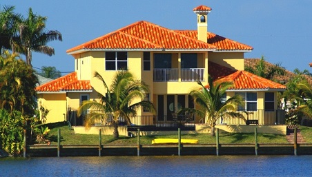 Bildlink zur Auswertung von Häusern in Cape Coral von $600.000 bis $699.999