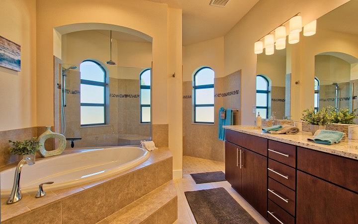 Picture of the New Construction Model Sunset Bay 2 version 2 showing the master bathroom